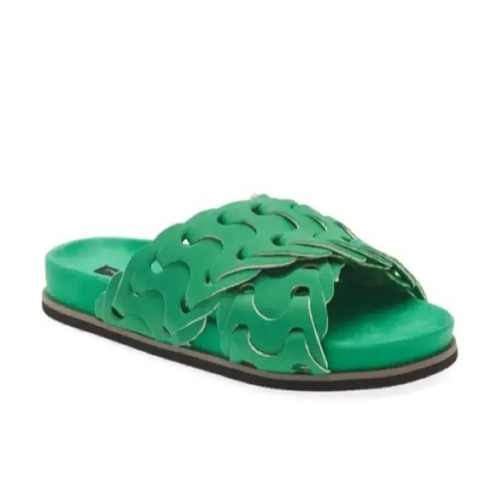 Rag‎ & Bone Bailey Sport Slide Sandal in Kelly in Green Size 36
